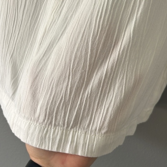 Reformation White Crinkle Blouse Tunic with Cloth Button Details - Picture 7 of 11